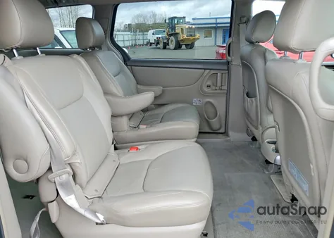 2006 Toyota Sienna Ce z USA, uszkodzony, nr VIN 5TDZA23C26S410164